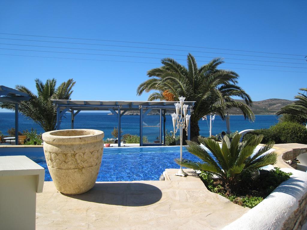 Agios Georgios  Blue Dolphin Antiparos Villas And Suites חדר תמונה
